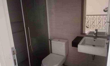 Rumah 2 Lantai di Green Lake City – Cluster Europe