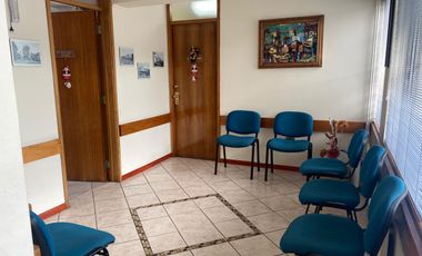 Se arrienda oficina en pleno centro de Valdivia
