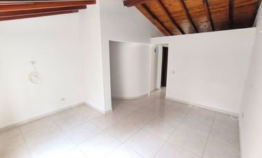 SE VENDE CASA CAÑAVERAL