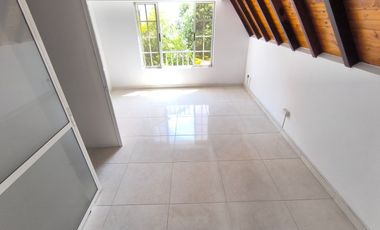 SE VENDE CASA CAÑAVERAL