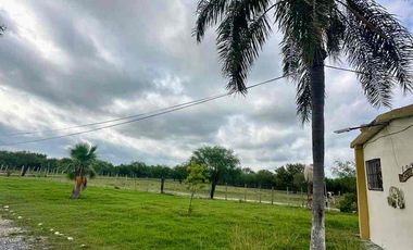 Venta de Rancho en San Juan Cadereyta NL