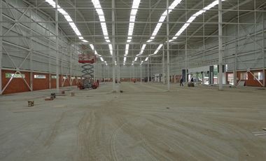 Bodega Vendo 3.100 M2 En Conjunto Cerrado / Venta $9.800.000.000  / Zona Industrial Acopi Yumbo