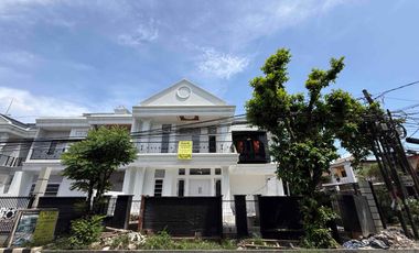 Rumah Modern Style 2 Lantai Double 2 Facad Termewah Murah di Cinere