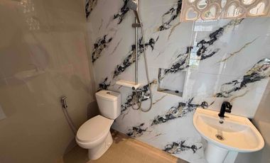 Rumah Modern Style 2 Lantai Double 2 Facad Termewah Murah di Cinere