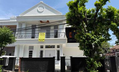 Rumah Modern Style 2 Lantai Double 2 Facad Termewah Murah di Cinere