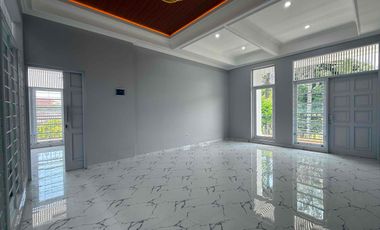 Rumah Modern Style 2 Lantai Double 2 Facad Termewah Murah di Cinere