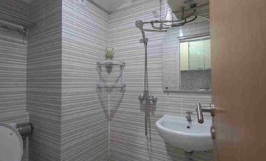 Sewa Studio Apartemen Puncak Bukit Golf Surabaya.