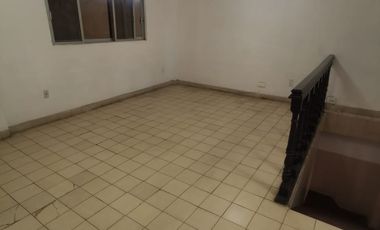 Casa en Col Peñitas (Zona Norte)