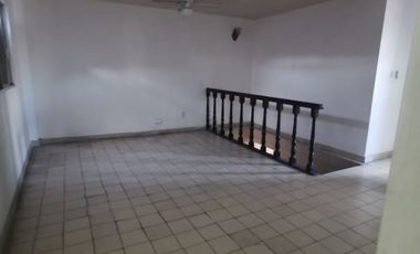 Casa en Col Peñitas (Zona Norte)