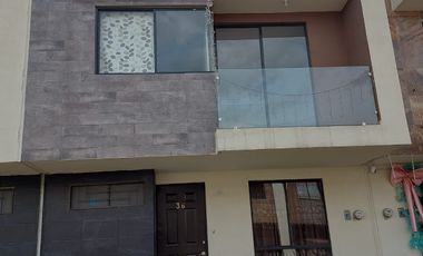 VENTA DE CASA VILLAS DE NEXTLALPAN EDOMEX