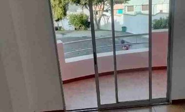 CASA EN VENTA, SECTOR MENA DEL HIERRO AV MACHALA