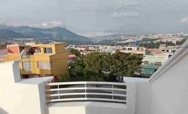 CASA EN VENTA, SECTOR MENA DEL HIERRO AV MACHALA