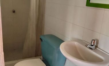 SE ARRIENDA HERMOSA CASA ESTILO LOFT ENTRADA POR YERBABUENA