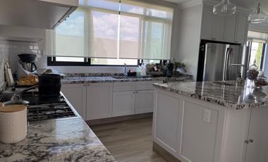 CASA EN VENTA EN RESIDENCIAL HACIENDA SAN ANTONIO, CERCA DE AV. TECNOLOGICO, METEPEC