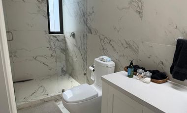 CASA EN VENTA EN RESIDENCIAL HACIENDA SAN ANTONIO, CERCA DE AV. TECNOLOGICO, METEPEC