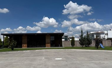 CASA EN VENTA EN RESIDENCIAL HACIENDA SAN ANTONIO, CERCA DE AV. TECNOLOGICO, METEPEC