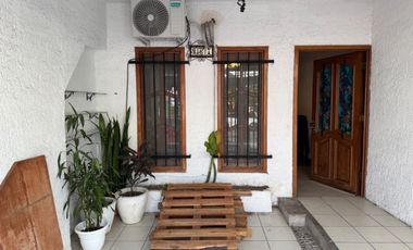 ¡Casa en Venta! 🏠 📍 A una calle de la glorieta de tránsito