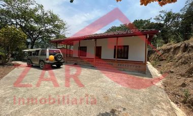 Casa campestre en Arriendo Ebéjico