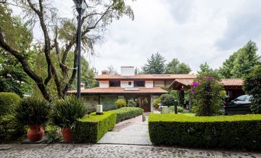 Casa de Lujo Fraccionamiento Rancho San Francisco 800 m² C | Jardín + Terrazas 1,000 m²