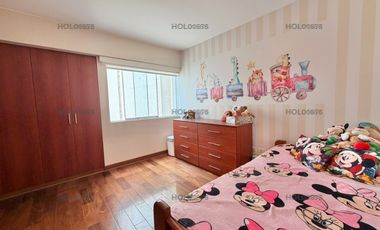 Precioso dúplex frente a parque en Barranco