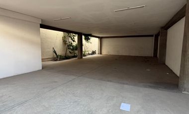RENTO EDIFICIO TODO O POR PISO, EN JARDINES DEL MORAL, LEON, GTO.