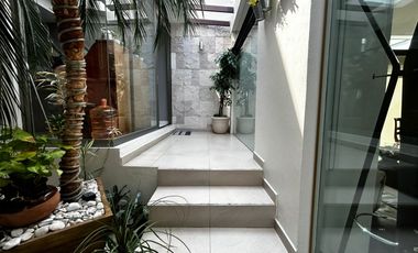 CASA EN RENTA LA HERRADURA AMUEBLADA Y EQUIPADA