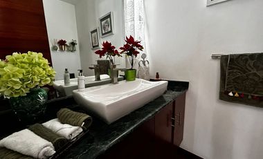 CASA EN RENTA LA HERRADURA AMUEBLADA Y EQUIPADA