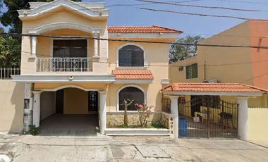 CASA EN VENTA EN VERGEL, TAMPICO, TAMPS.