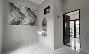 Rumah Mewah 3 Lantai + Rooftop di Jagakarsa, Jakarta Selatan Termurah