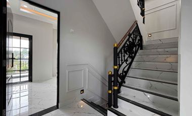 Rumah Mewah 3 Lantai + Rooftop di Jagakarsa, Jakarta Selatan Termurah