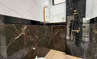 Rumah Mewah 3 Lantai + Rooftop di Jagakarsa, Jakarta Selatan Termurah