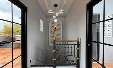 Rumah Mewah 3 Lantai + Rooftop di Jagakarsa, Jakarta Selatan Termurah