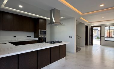 Casa Nueva de Lujo en Venta en Vitana Residencial Zapopan Jalisco
