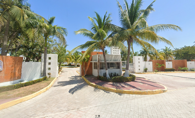 GRAN REMATE!!! Hermosa casa en fraccionamiento. San Antonio Sur, 24157 Cdad. del Carmen, Camp.