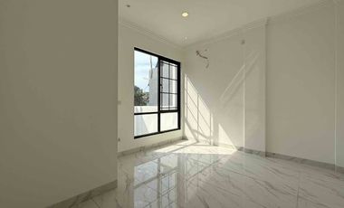 Rumah Siap Huni di Green andara, 1 Cluster Dengan Raffi Ahmad Grand andara