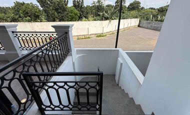 Rumah Siap Huni di Green andara, 1 Cluster Dengan Raffi Ahmad Grand andara