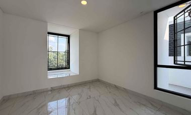 Rumah Siap Huni di Green andara, 1 Cluster Dengan Raffi Ahmad Grand andara