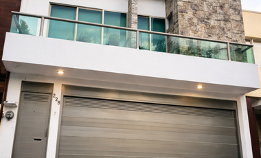 TU NUEVO HOGAR EN LAGUNA REAL