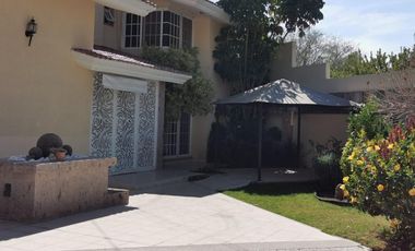 Estupenda casa en RENTA Campestre la Herradura