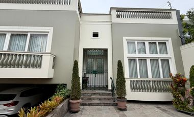 Espectacular casa con diseño arquitectónico