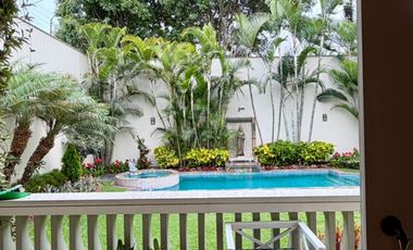 Espectacular casa con diseño arquitectónico