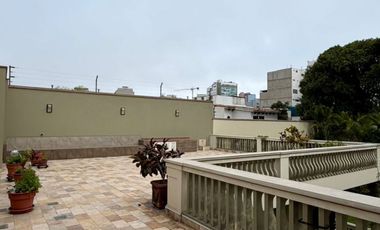 Espectacular casa con diseño arquitectónico