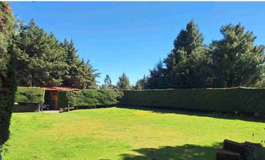 vendo precioso Rancho en Santo Tomás Ajusto, a 30 min de Periférico Sur, 4970m2 terreno y 500m2 de construcción caballerizas, cancha de Tenis, salon de fiestas .