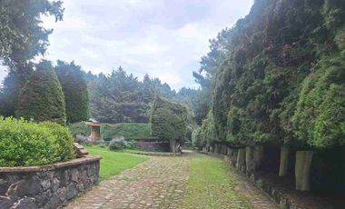 vendo precioso Rancho en Santo Tomás Ajusto, a 30 min de Periférico Sur, 4970m2 terreno y 500m2 de construcción caballerizas, cancha de Tenis, salon de fiestas .