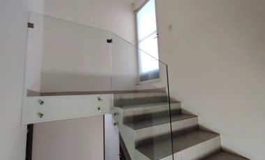 Excelente casa en Renta completamente Amueblada