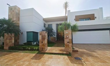 Casa en venta colima