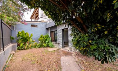 CASA | 4 AMBIENTES | PILETA | RECICLADA | COCHERA CUBIERTA | FISHERTON