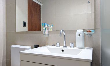 CASA | 4 AMBIENTES | PILETA | RECICLADA | COCHERA CUBIERTA | FISHERTON