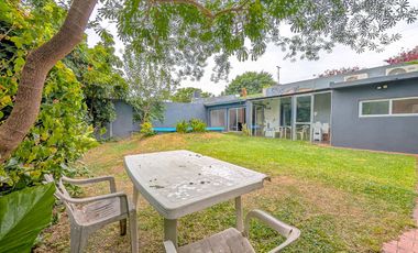 CASA | 4 AMBIENTES | PILETA | RECICLADA | COCHERA CUBIERTA | FISHERTON