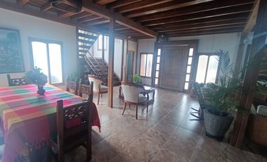 SE VENDE HERMOSA CASA CAMPESTRE AMOBLADA